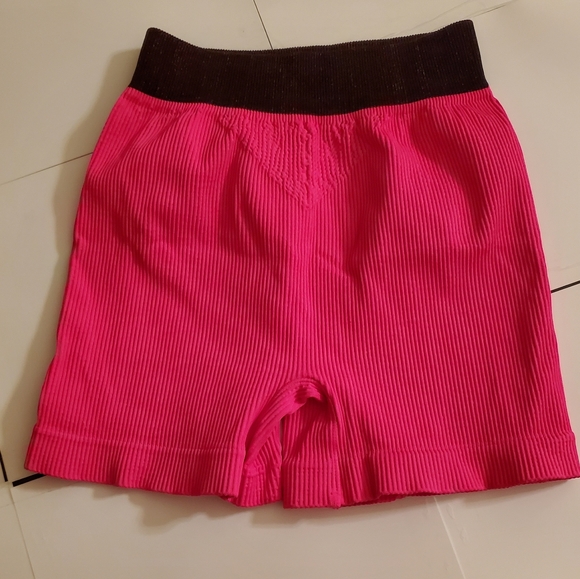 🤩New free people good karma neon pink running shorts size M/L - Picture 5 of 6